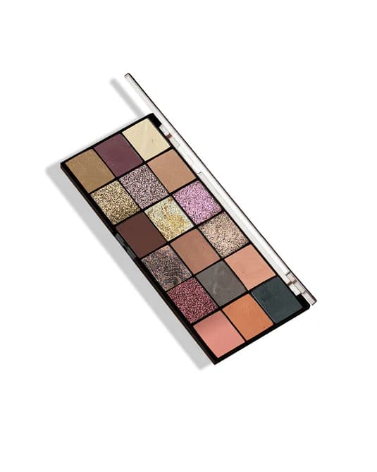 The Bold Eye multi-finish Eyeshadow Palette — matte, shimmer, glitter — bulk wholesale on Bulkdoor India