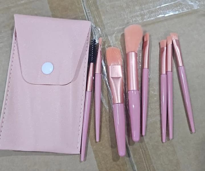 Mini Makeup Brush Set (8 PCS) – Soft Synthetic Bristle Makeup Brushes with Travel Pouch - View 1