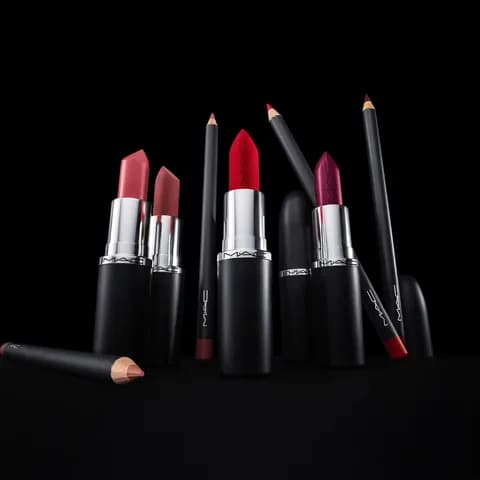 MAC Lips - Buy in Bulk on Bulkdoor MAC Lipstick Ruby Woo bulk wholesale on Bulkdoor India